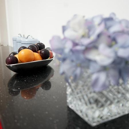 Luxury London Garden Home Sleep 7, 2 Mins To Metro Luaran gambar